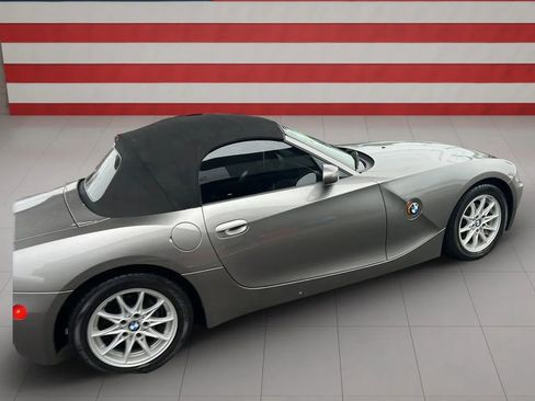 Used 2004 BMW Z4 2.5i image 6