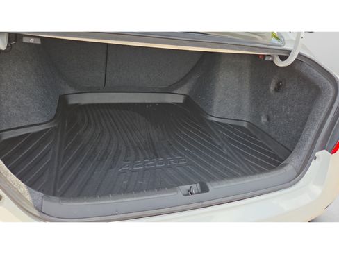 Certified 2021 Honda Accord Touring image 20