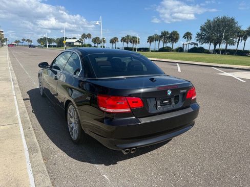 Used 2009 BMW 328i Convertible image 28