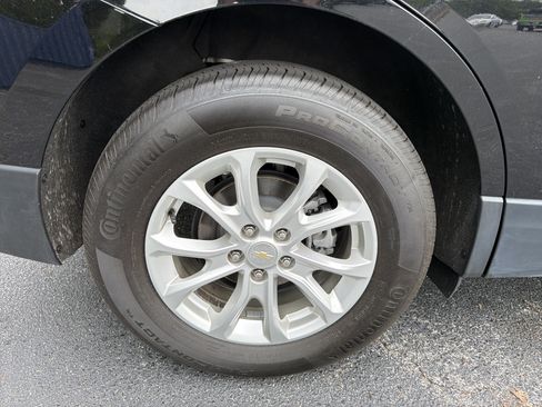 Used 2021 Chevrolet Equinox LT AWD/4WD image 17