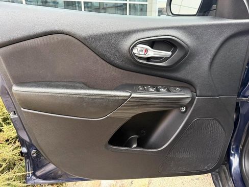 Used 2016 Jeep Cherokee Latitude image 19