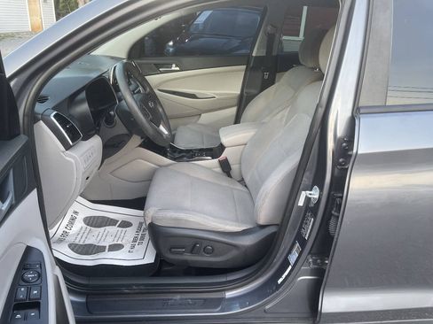 Used 2019 Hyundai Tucson Value FWD image 10