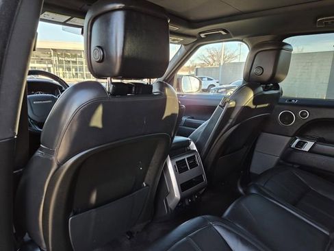 Used 2020 Land Rover Range Rover Sport HSE image 17