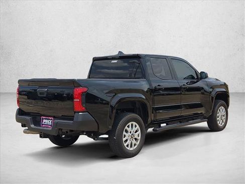 Used 2025 Toyota Tacoma SR RWD image 5