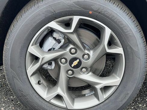 New 2026 Chevrolet Trax LT w/ LT Convenience Package FWD image 6