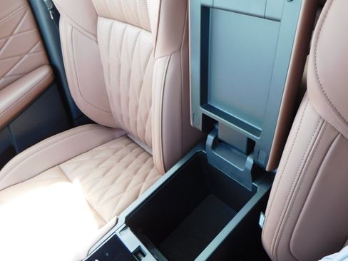 New 2025 Mitsubishi Outlander SEL image 34