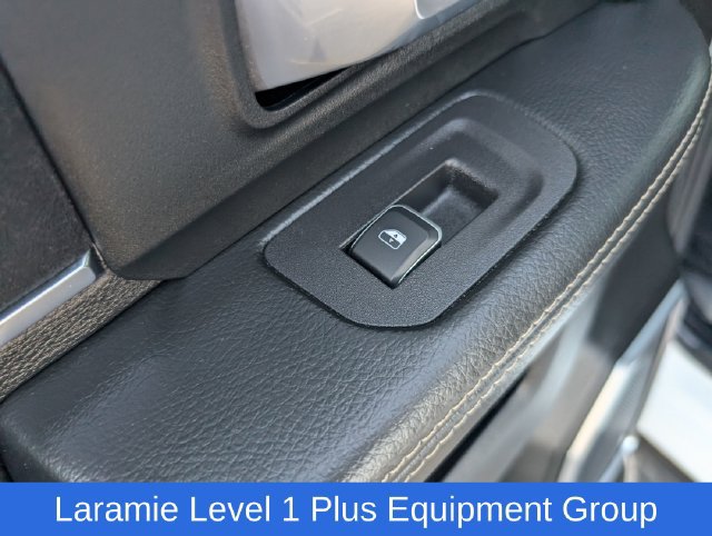 Used 2025 RAM 2500 Laramie w/ Night Edition AWD/4WD image 17