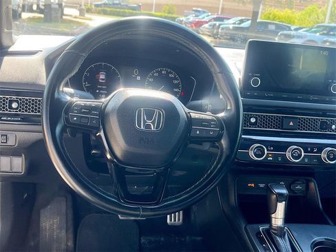 Used 2023 Honda Civic Sport image 11