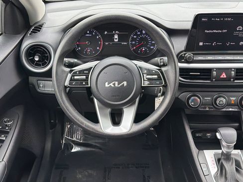 Used 2024 Kia Forte LXS FWD image 16