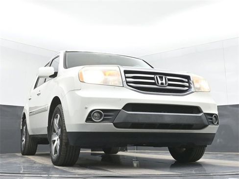 Used 2013 Honda Pilot Touring image 24