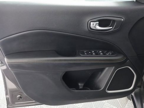 Used 2019 Jeep Compass Latitude w/ Popular Equipment Group image 23