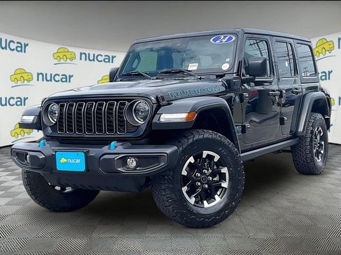 Used 2024 Jeep Wrangler Unlimited Rubicon 4xe w/ Technology Group AWD/4WD image 3