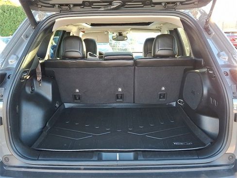 Used 2021 Jeep Cherokee Limited image 30