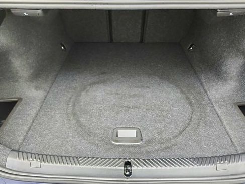 Used 2025 BMW i5 eDrive40i w/ M Sport Package image 15