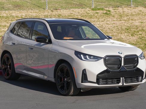 Used 2025 BMW X3 M50 image 2