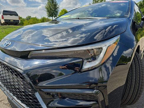 Certified 2025 Toyota Corolla SE FWD image 35