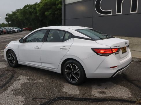 Used 2025 Nissan Sentra SV FWD image 6