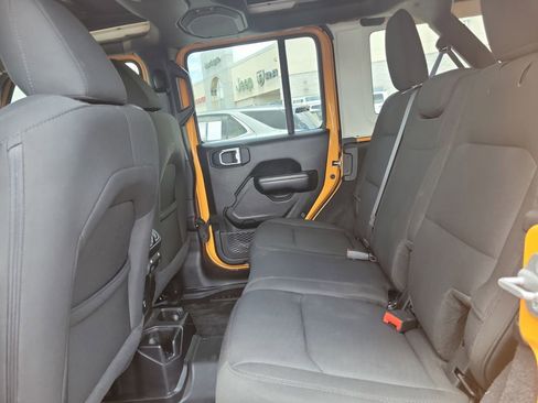 Used 2021 Jeep Wrangler Unlimited Sport AWD/4WD image 10
