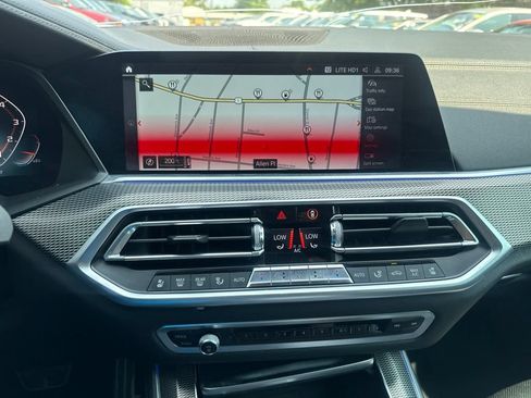Used 2020 BMW X5 M50i w/ Premium Enhanced Package AWD/4WD image 52