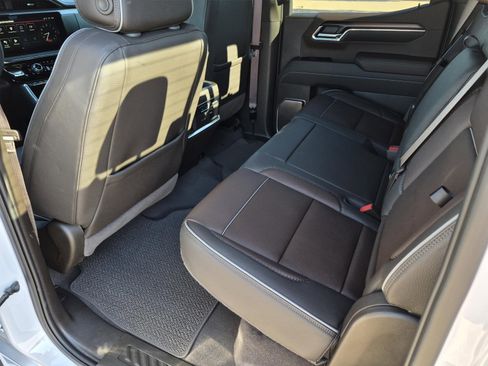 Certified 2025 GMC Sierra 1500 Denali w/ Denali Reserve Package AWD/4WD image 14