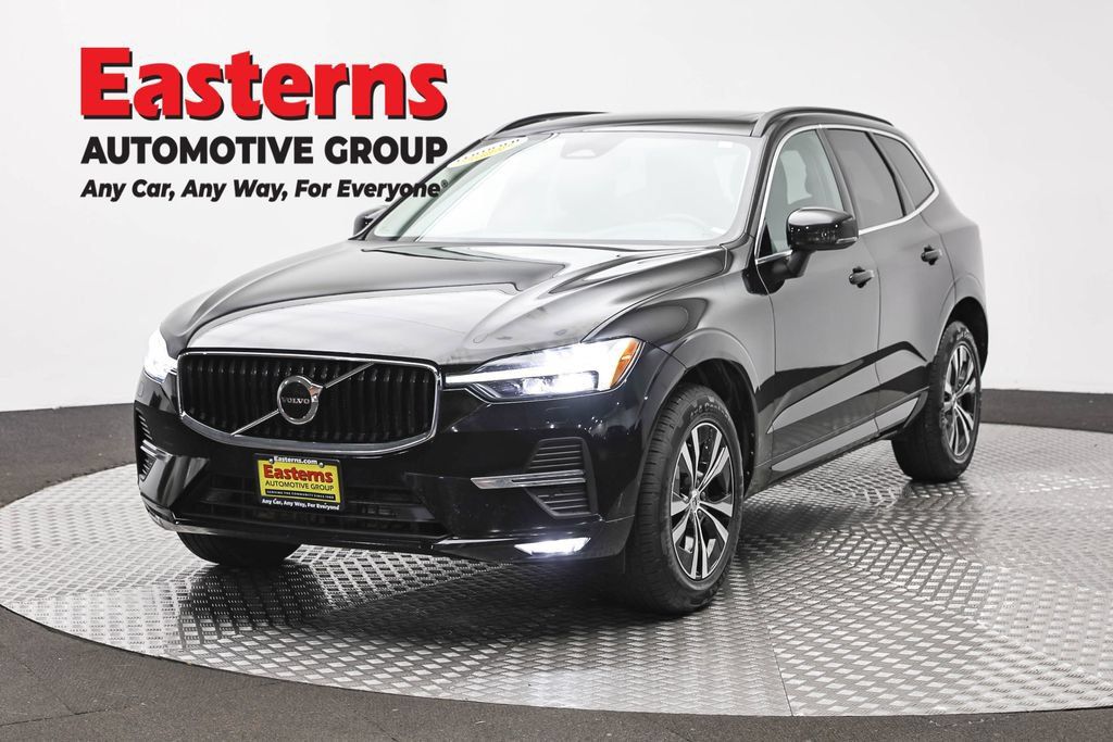 Used 2023 Volvo XC60 B5 Core FWD image 1
