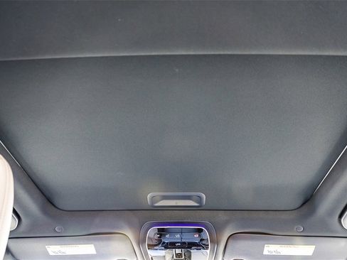 New 2025 Mercedes-Benz C 300 4MATIC Sedan image 16