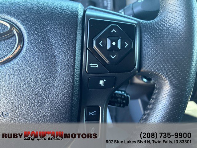 Used 2021 Toyota Tacoma TRD Sport w/ Technology Package AWD/4WD image 17