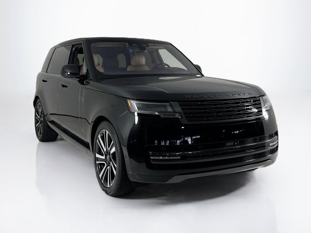 Used 2023 Land Rover Range Rover Long Wheelbase SE AWD/4WD image 7