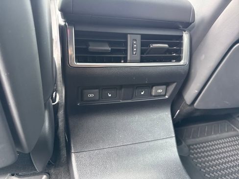 Used 2024 Lexus GX 550 AWD/4WD image 35