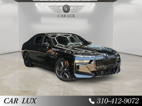 Used 2023 BMW 740i RWD image 7