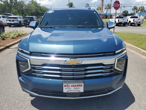 Used 2025 Chevrolet Tahoe Premier RWD image 11