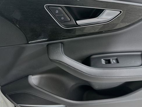 Used 2023 Audi Q7 3.0T Premium Plus image 22