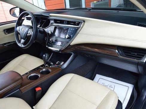Used 2013 Toyota Avalon Limited FWD image 15