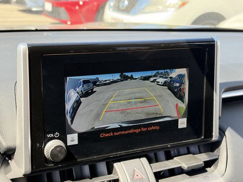 Used 2025 Toyota RAV4 XLE w/ Convenience Package AWD/4WD image 10