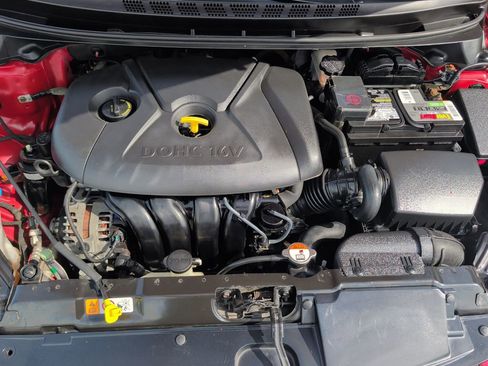 Used 2016 Hyundai Elantra SE image 21