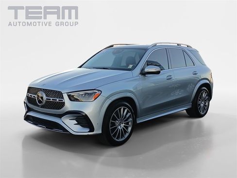 Used 2024 Mercedes-Benz GLE 450 4MATIC image 3
