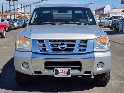 Used 2011 Nissan Titan SV w/ SV Value Truck Pkg AWD/4WD image 8