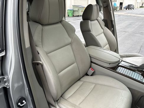 Used 2011 Acura MDX AWD/4WD image 36