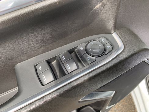 Used 2024 GMC Sierra 1500 SLT AWD/4WD image 22