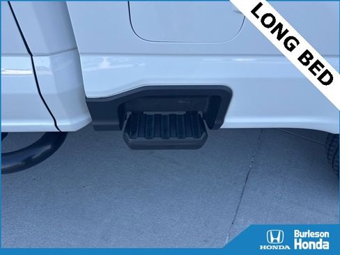 Used 2023 Ford F250 Lariat w/ FX4 Off-Road Package image 15