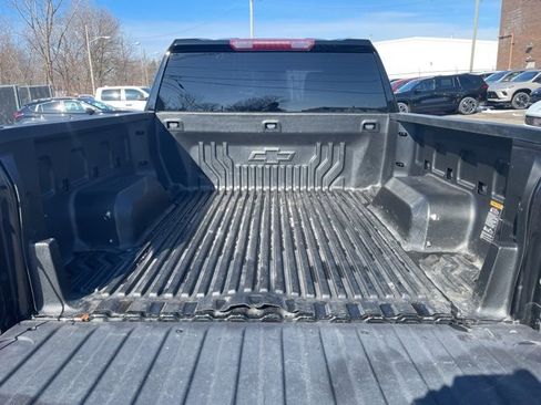 Used 2022 Chevrolet Silverado 1500 LT image 15
