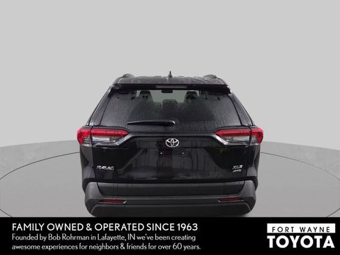 Used 2025 Toyota RAV4 XLE AWD/4WD image 8
