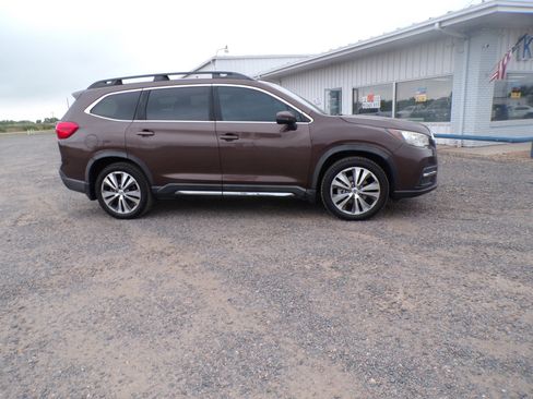 Used 2020 Subaru Ascent Limited w/ Technology Package AWD/4WD image 4