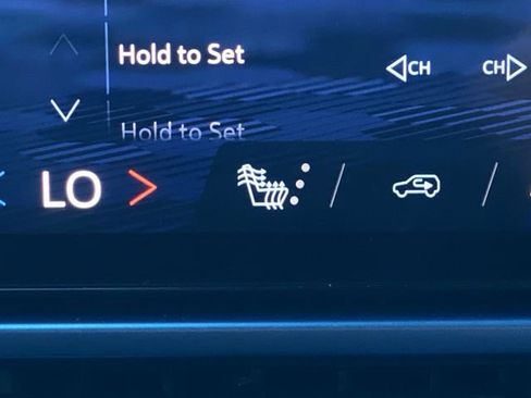 New 2026 Chevrolet Equinox EV LT FWD image 27