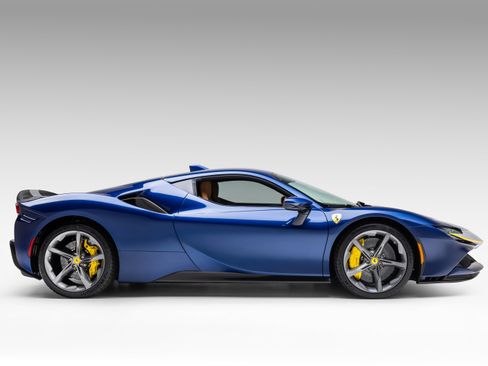 Certified 2022 Ferrari SF90 Stradale image 11