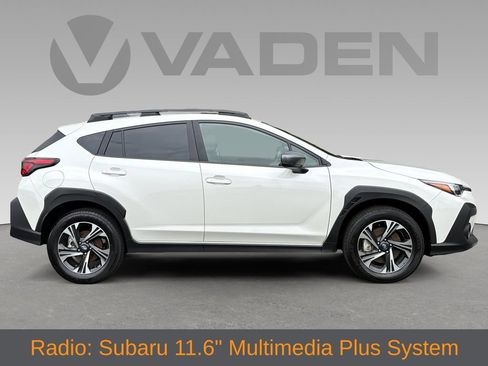Used 2025 Subaru Crosstrek 2.5i Premium AWD/4WD image 4