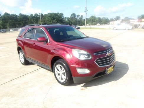 Used 2017 Chevrolet Equinox LT w/ Convenience Package FWD image 4