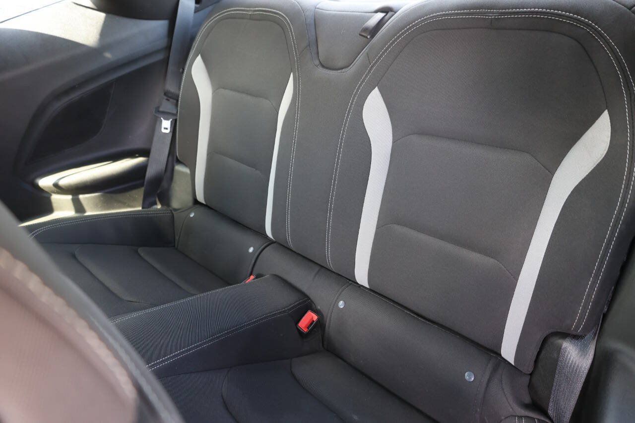 Used 2023 Chevrolet Camaro SS RWD image 16