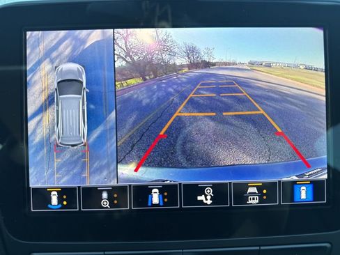 Used 2024 Chevrolet Equinox RS w/ RS Leather Package image 7