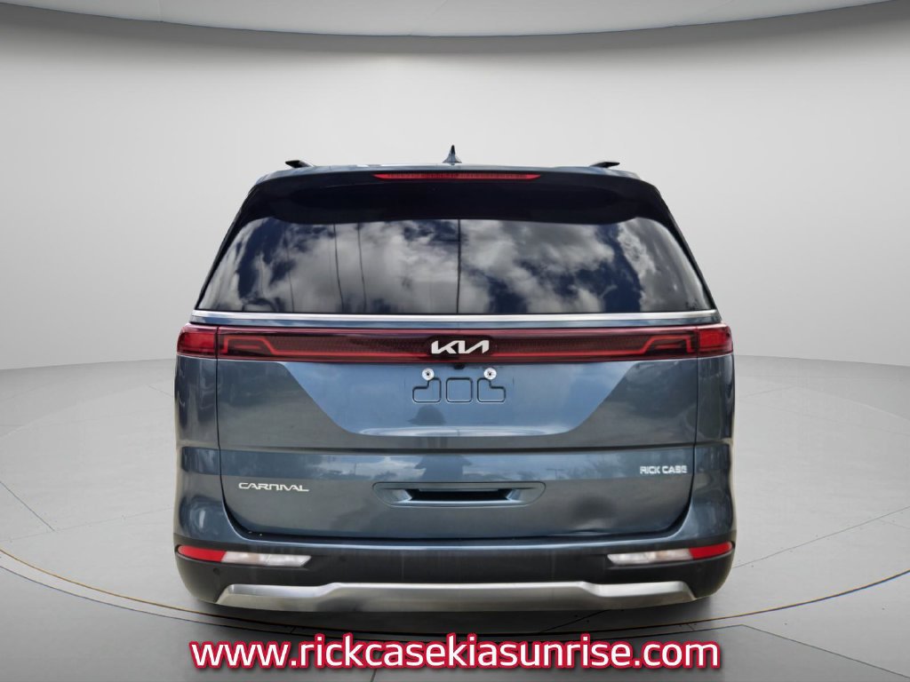 Used 2023 Kia Carnival SX Prestige FWD image 6
